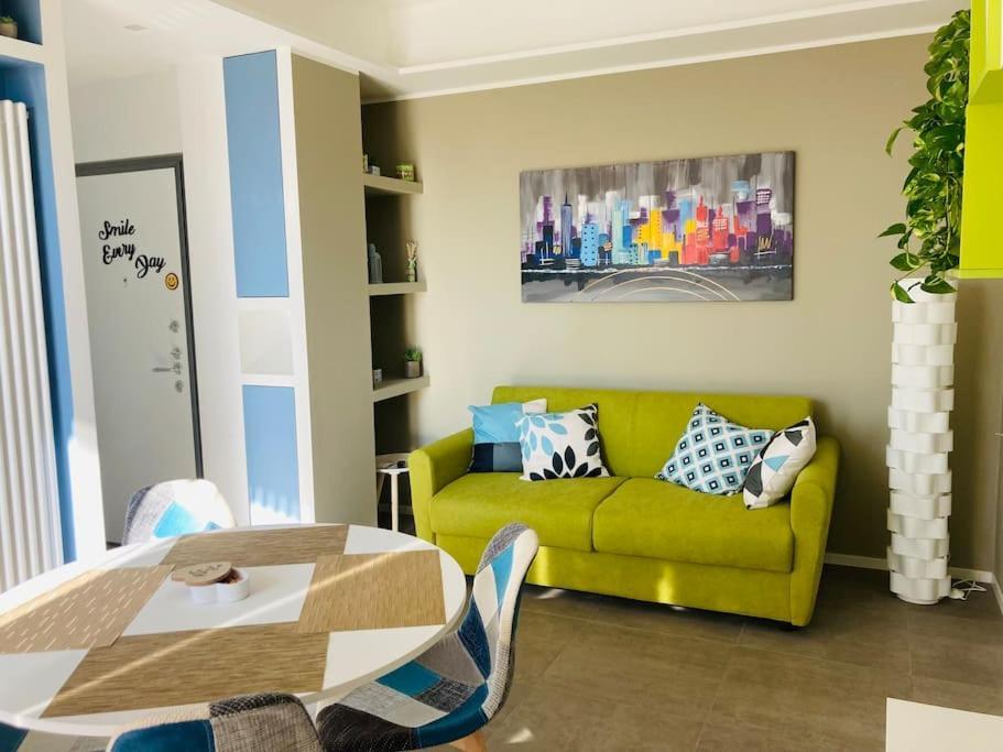 Apartamento Fk House Milán Exterior foto